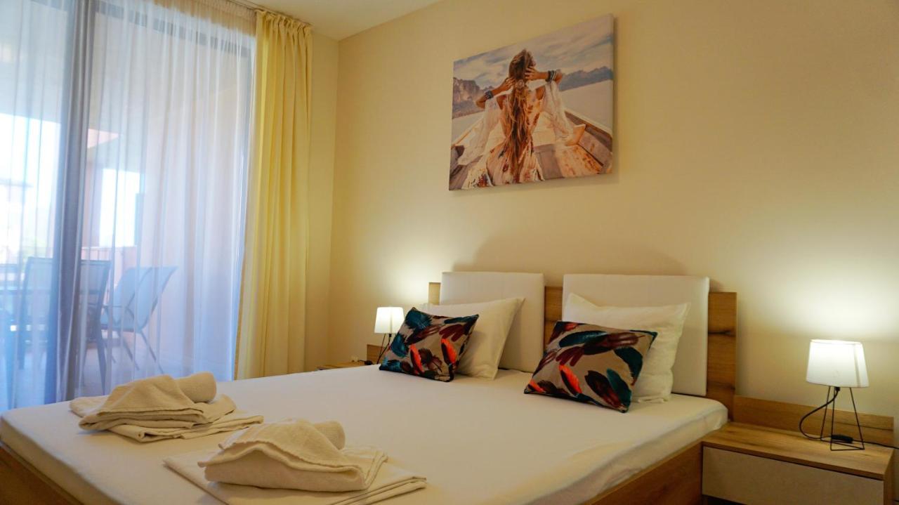 Ваканционни апартаменти Калиакрия - Holiday apartments Kaliakria Топола Екстериор снимка