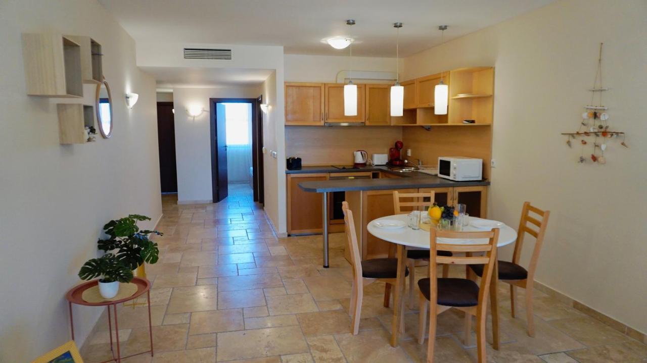 Ваканционни апартаменти Калиакрия - Holiday apartments Kaliakria Топола Екстериор снимка