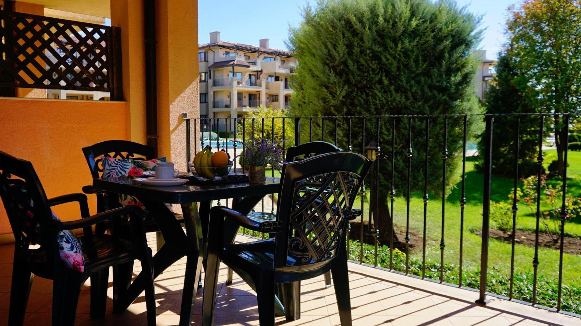 Ваканционни апартаменти Калиакрия - Holiday apartments Kaliakria Топола Екстериор снимка