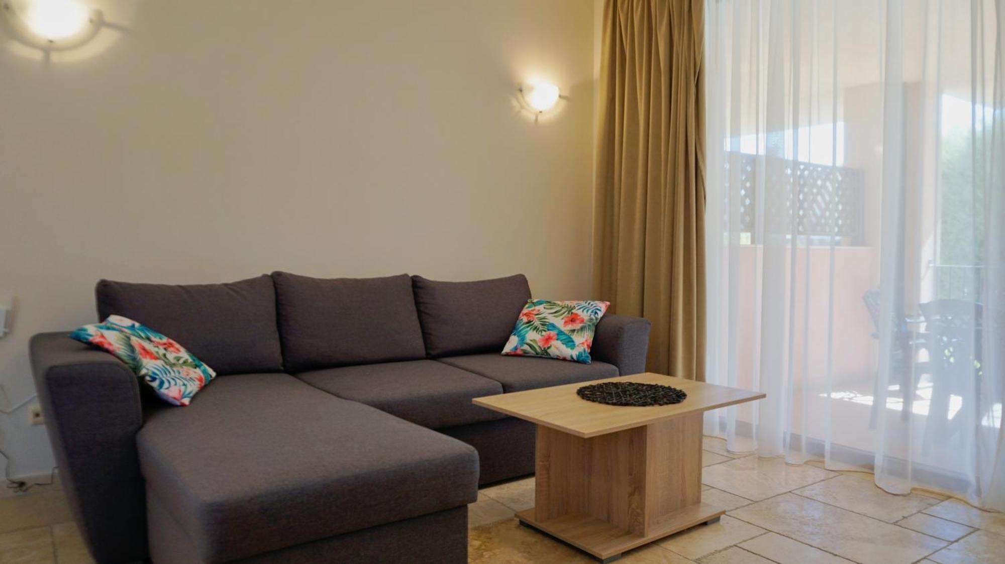 Ваканционни апартаменти Калиакрия - Holiday apartments Kaliakria Топола Екстериор снимка