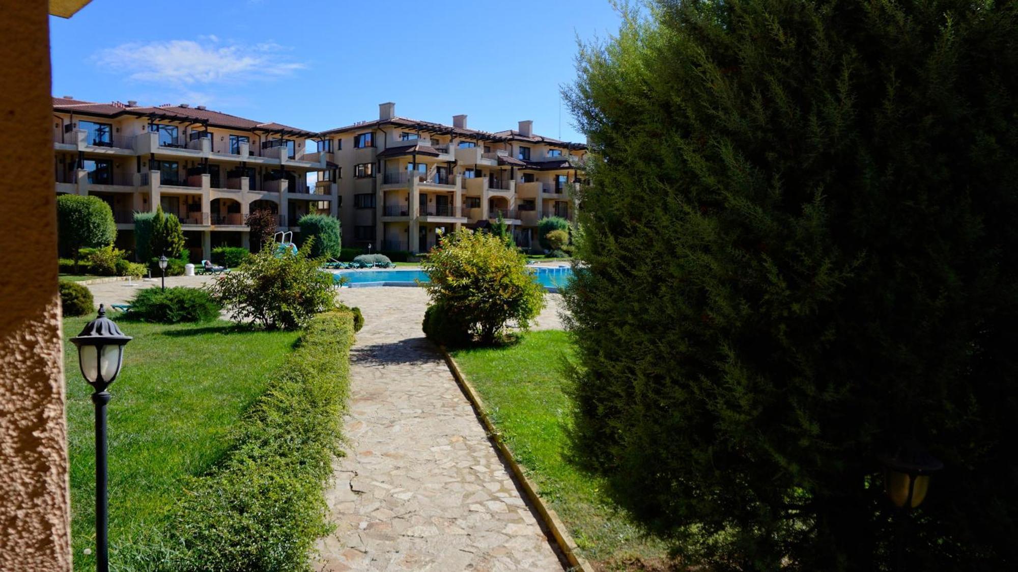 Ваканционни апартаменти Калиакрия - Holiday apartments Kaliakria Топола Екстериор снимка