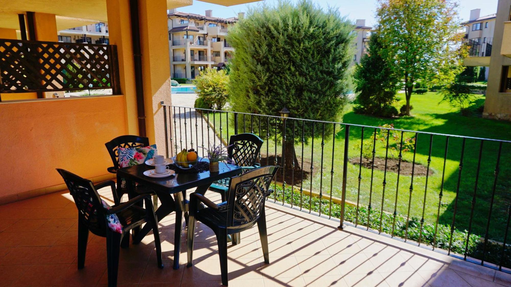 Ваканционни апартаменти Калиакрия - Holiday apartments Kaliakria Топола Екстериор снимка