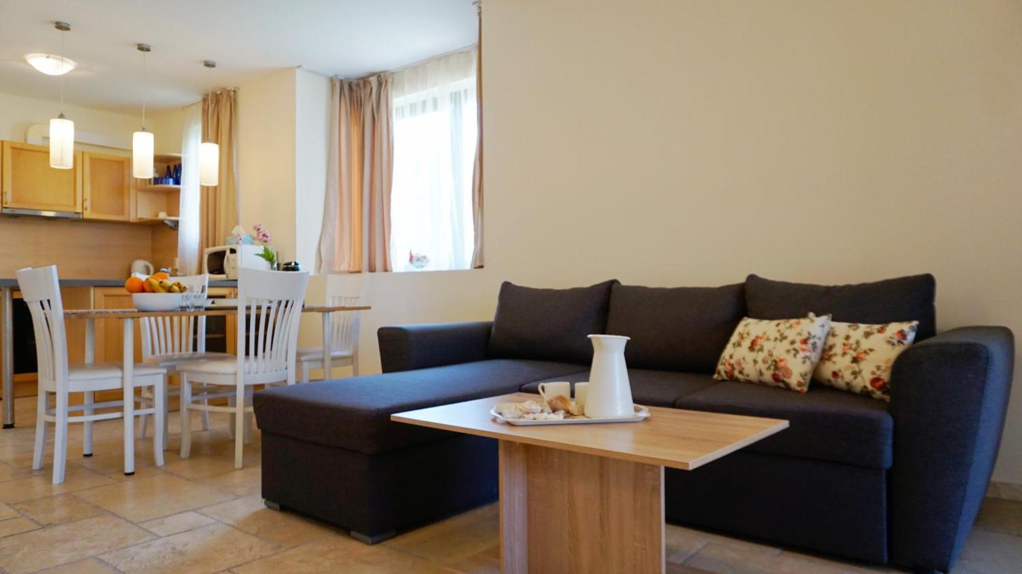 Ваканционни апартаменти Калиакрия - Holiday apartments Kaliakria Топола Стая снимка
