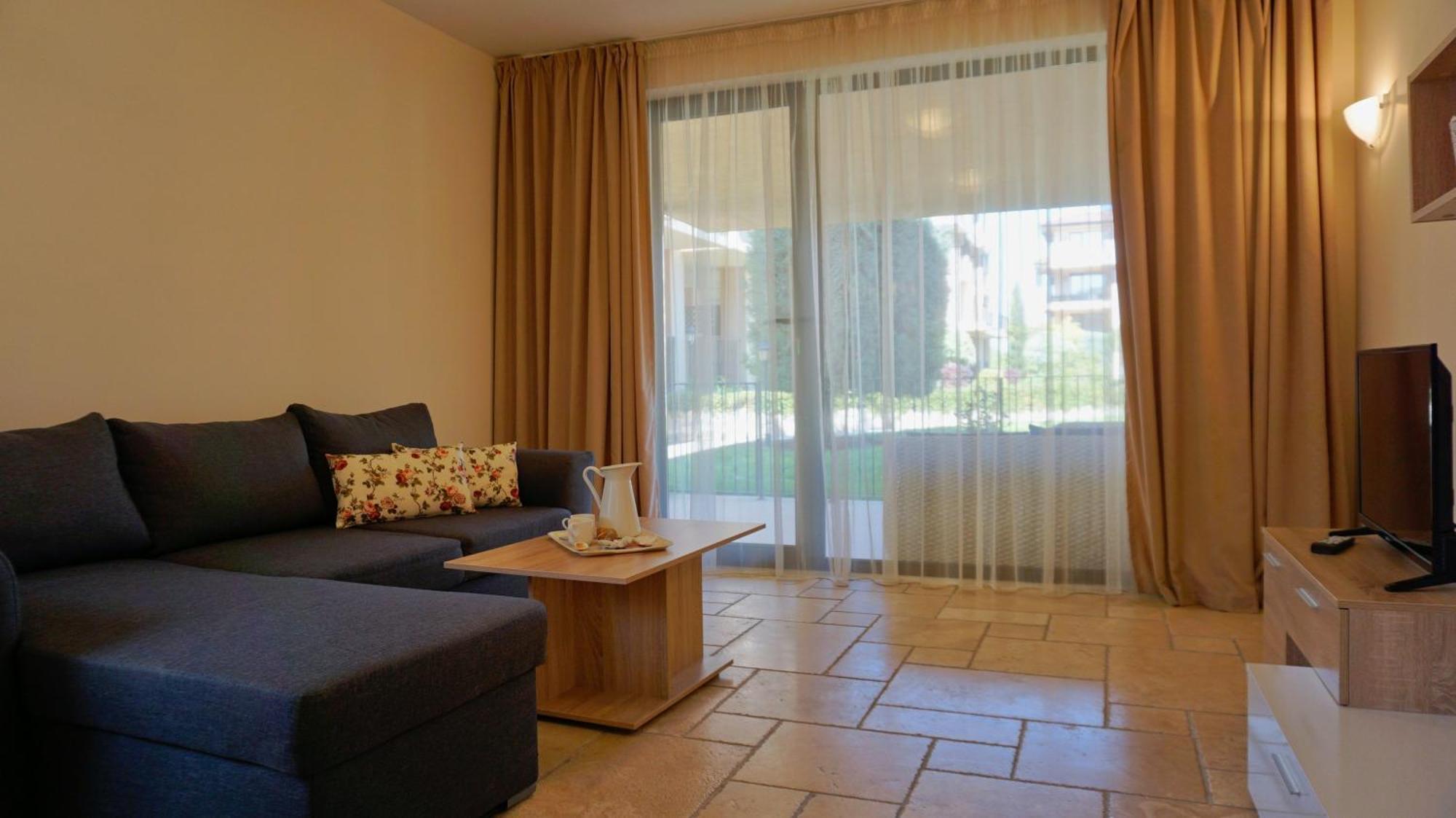 Ваканционни апартаменти Калиакрия - Holiday apartments Kaliakria Топола Стая снимка