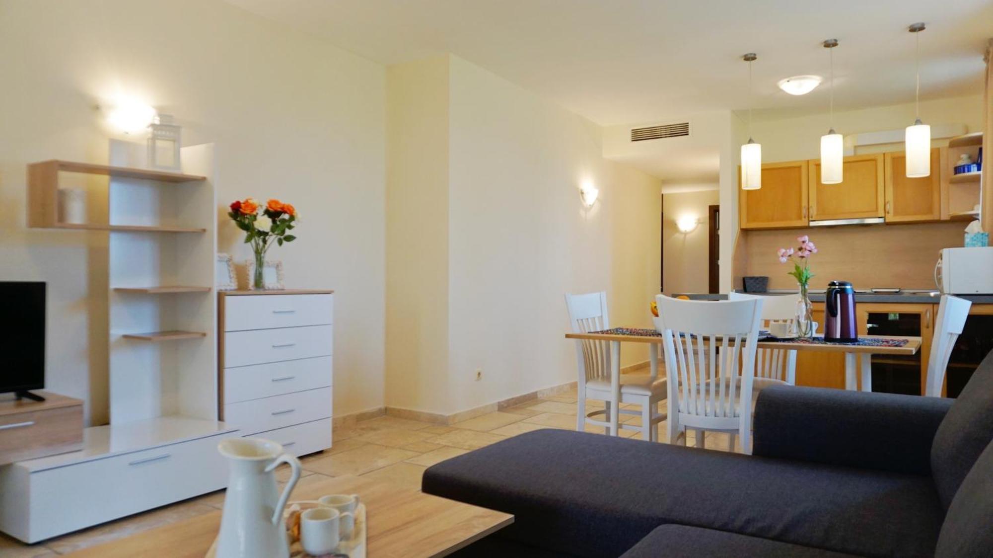 Ваканционни апартаменти Калиакрия - Holiday apartments Kaliakria Топола Стая снимка